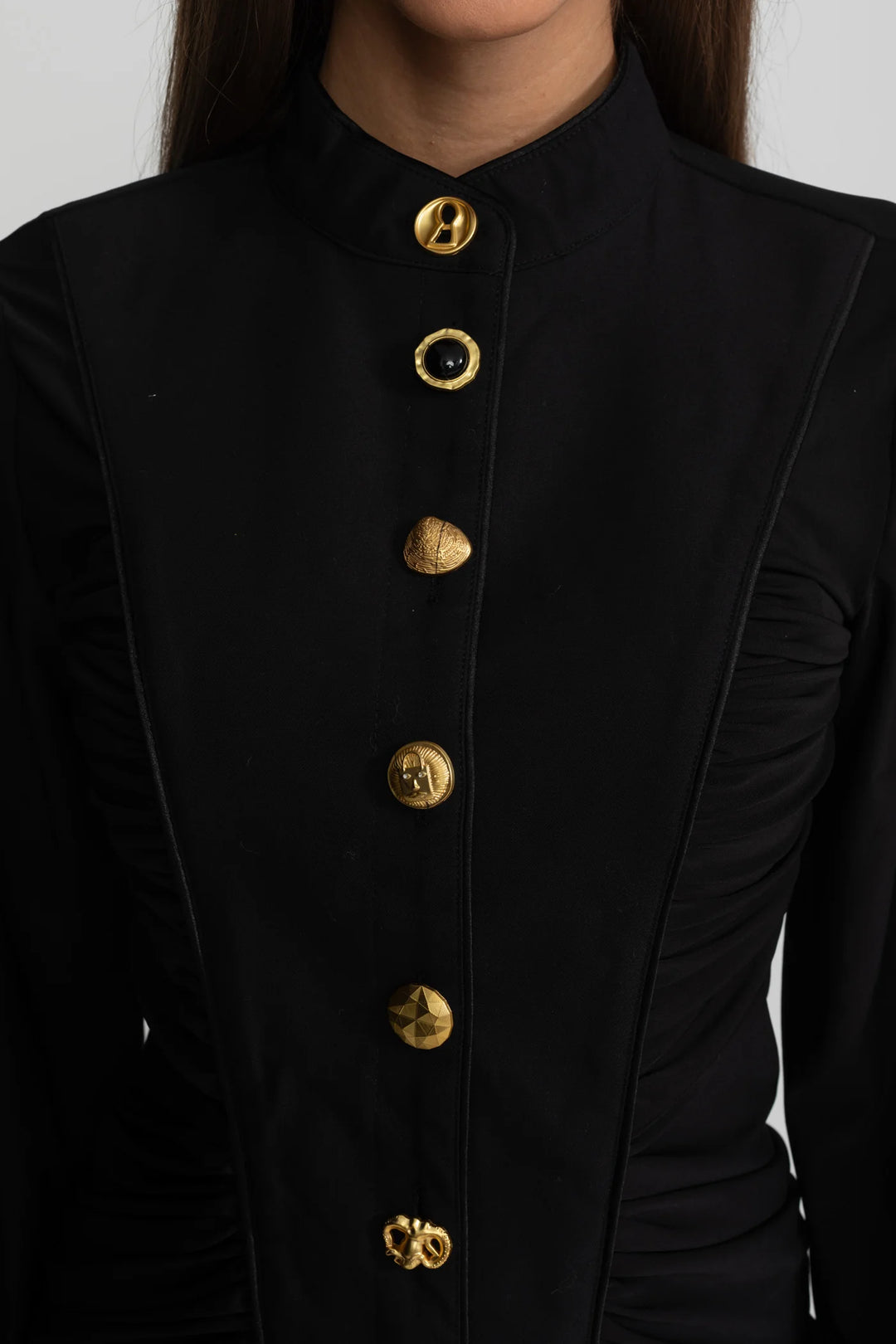 جاكيت مخملي بأزرار أمامية وحافة من الدانتيل الشفاف - صيفي