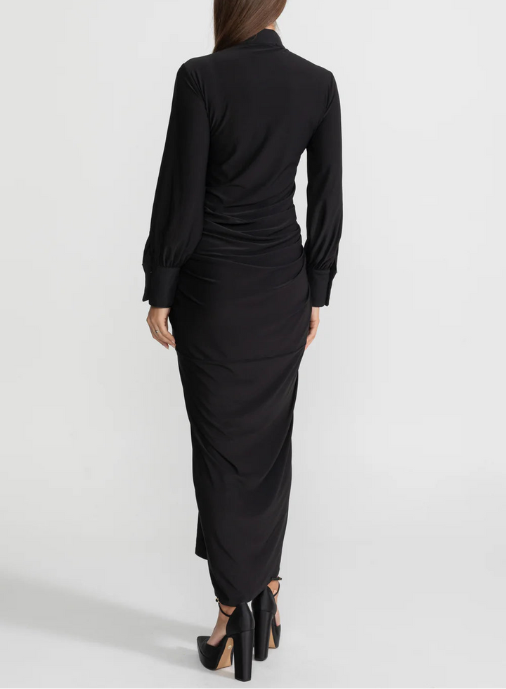 جاكيت مخملي بأزرار أمامية وحافة من الدانتيل الشفاف - صيفي