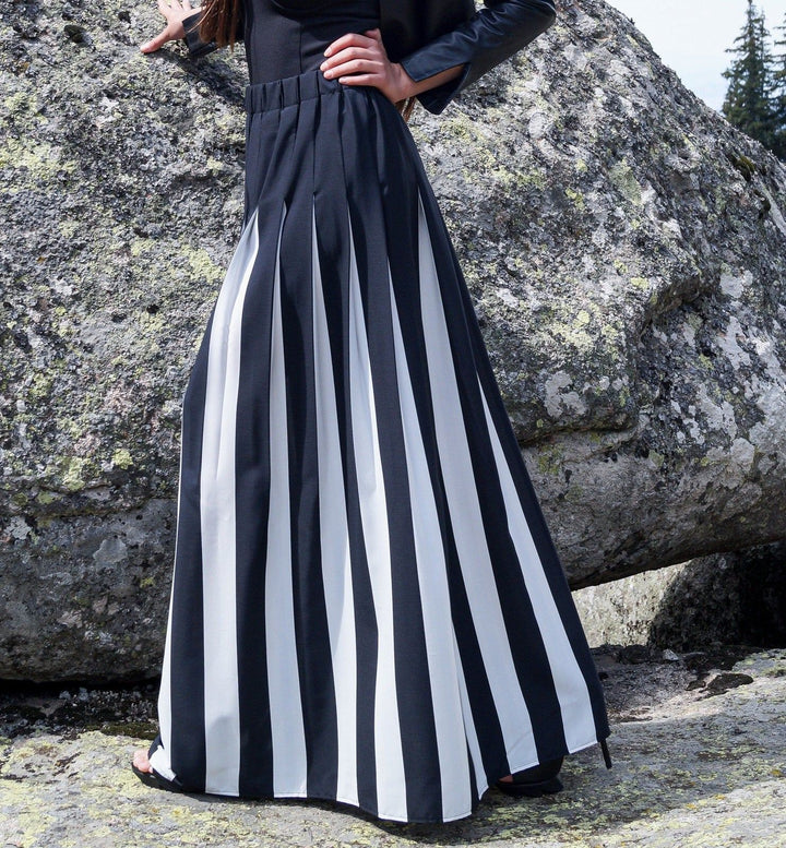 Black white floor length skirt F1701